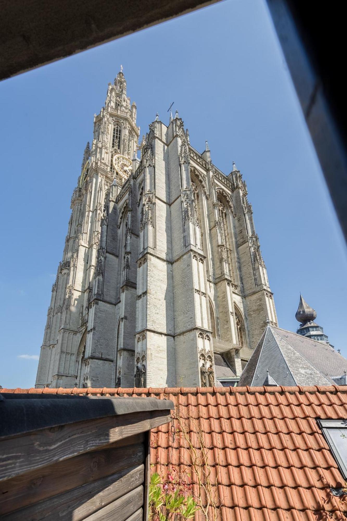 Tempel Cathedral Lodge In The Heart Of Antwerp Luaran gambar