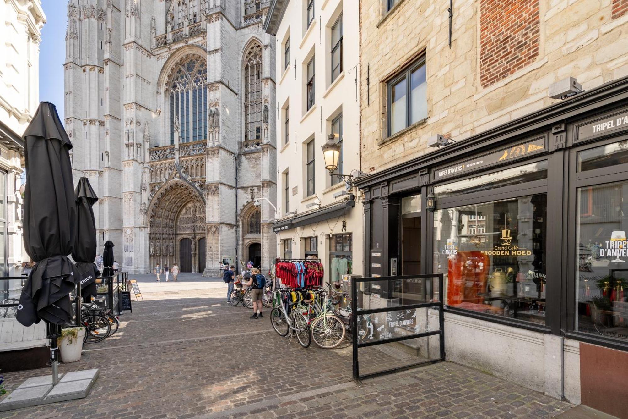 Tempel Cathedral Lodge In The Heart Of Antwerp Luaran gambar